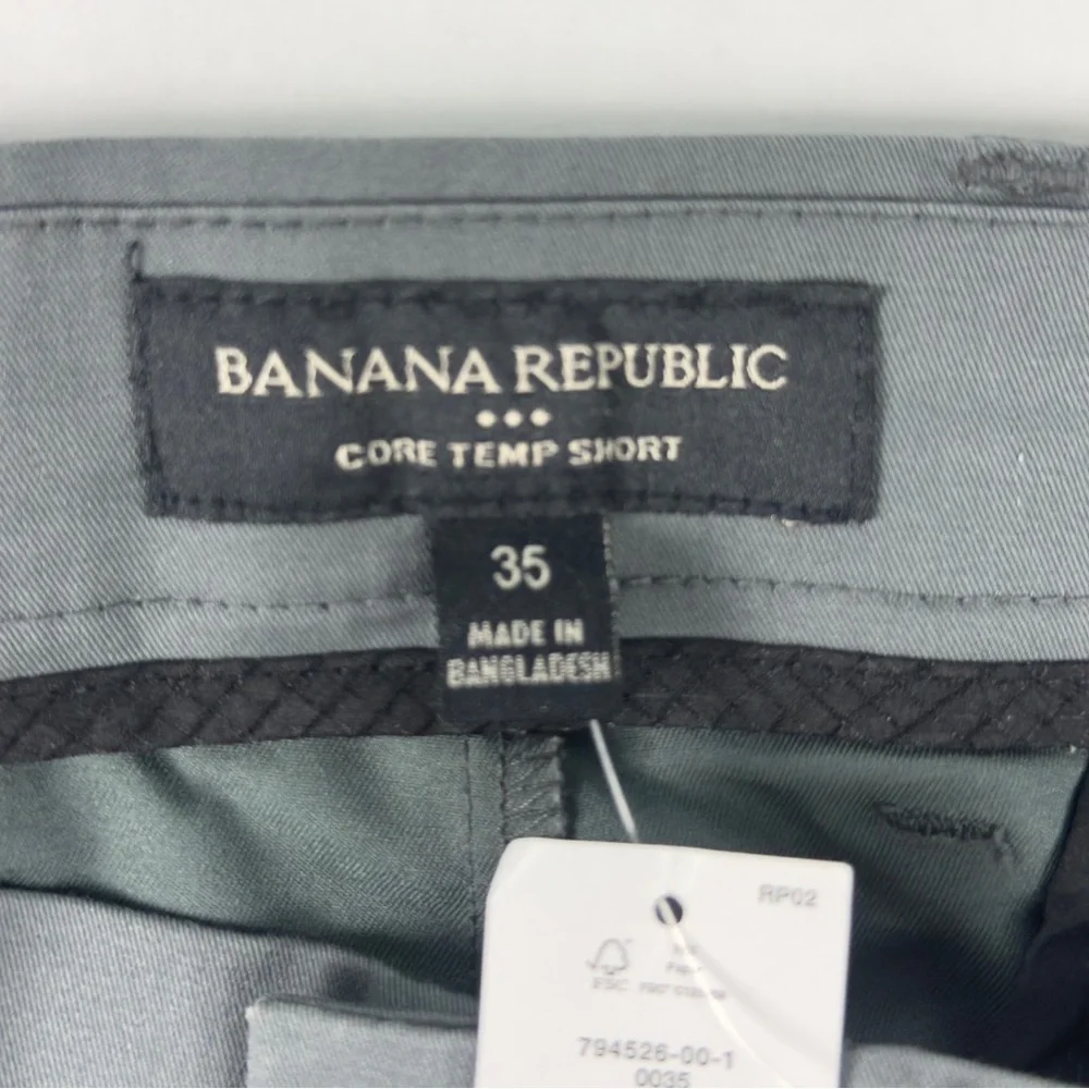 BANANA REPUBLIC Temp Regulating Gray Shorts NWT